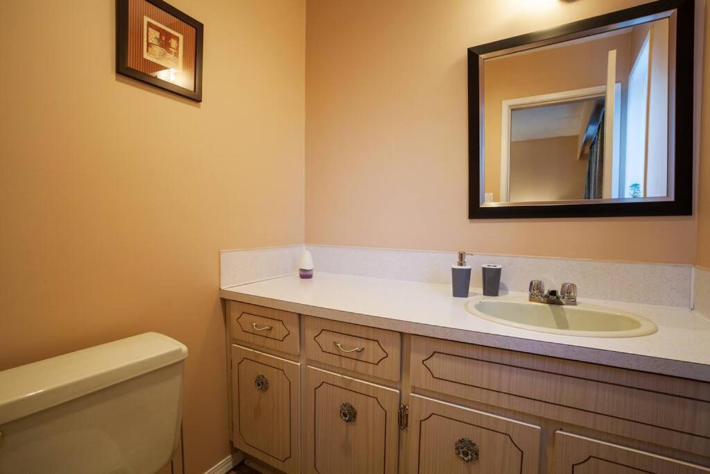 Villa Spacious And Comfy ! Victoria Exterior foto